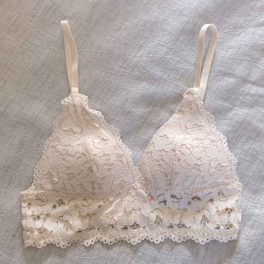 • Lace Nursing Bra • Momanda •